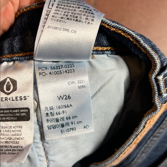 Levi's 501‎ Dark Blue Jean Shorts with Frayed Hem W26 - Picture 7 of 12